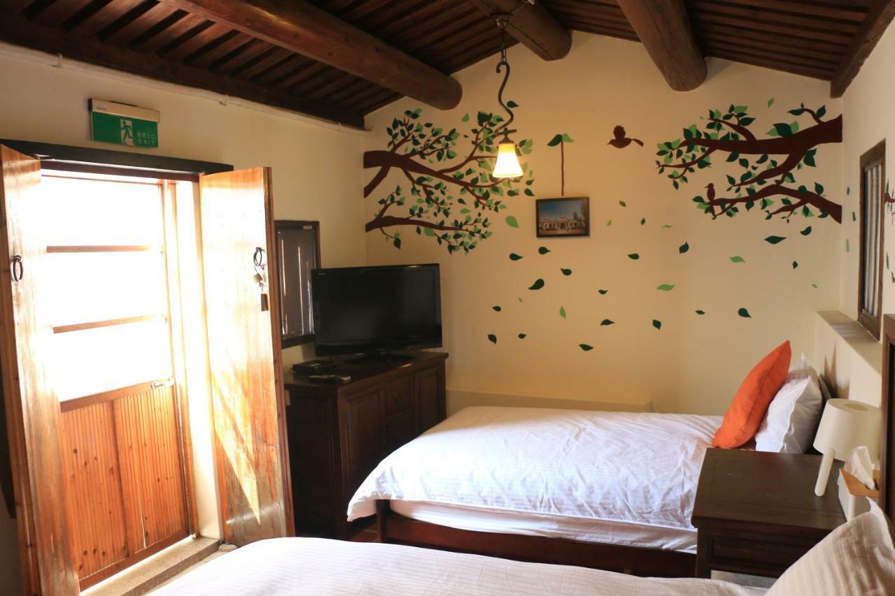 Longmen Inn Bed And Breakfast Jinning Eksteriør billede